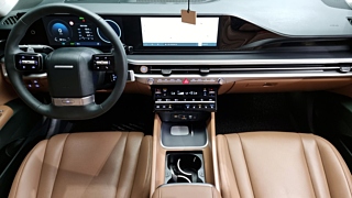 HYUNDAI GRANDEUR HYBRID GN7 2023