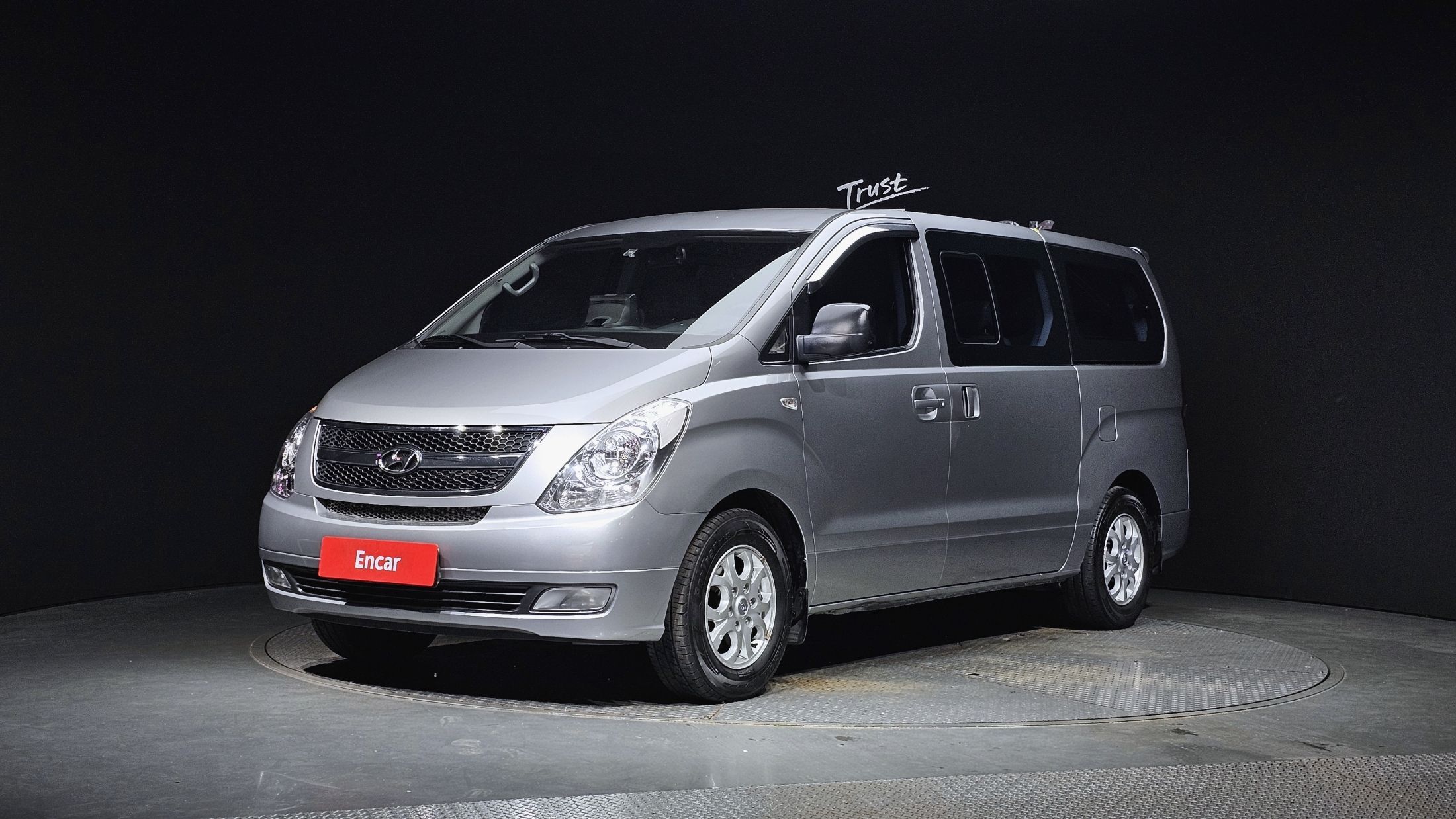 HYUNDAI STAREX GRAND