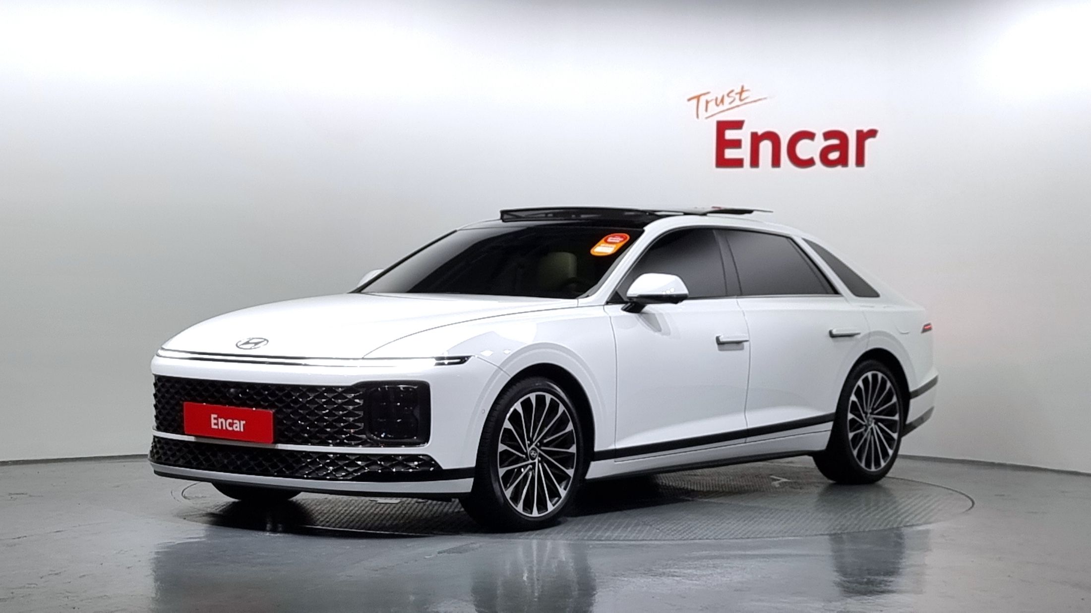 HYUNDAI GRANDEUR HYBRID GN7 2023