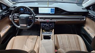 HYUNDAI GRANDEUR GN7 2023