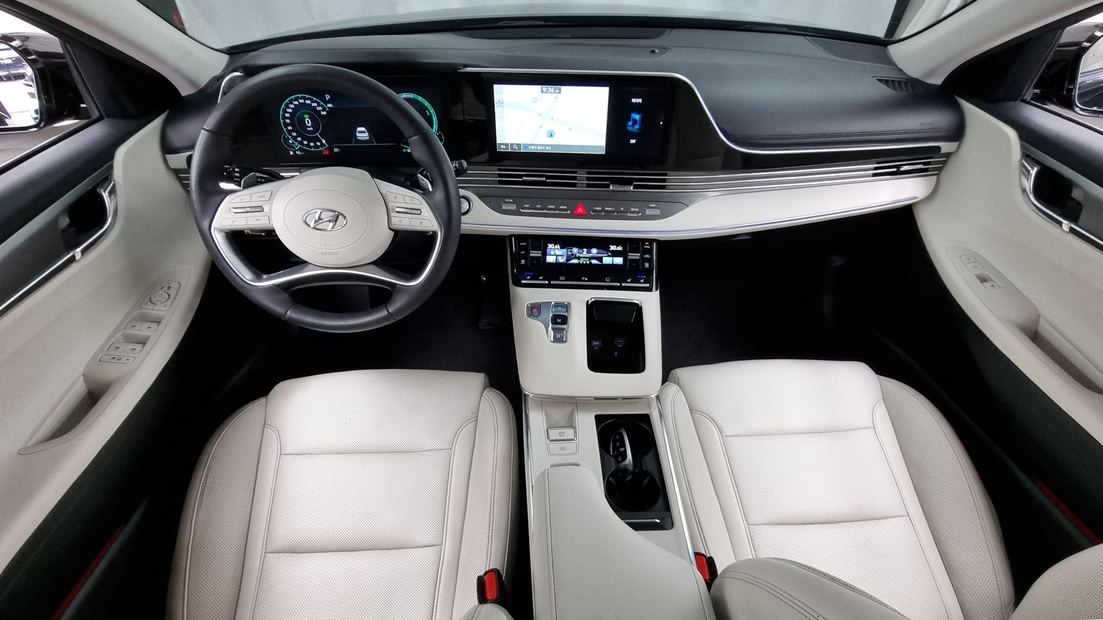 HYUNDAI GRANDEUR IG HYBRID