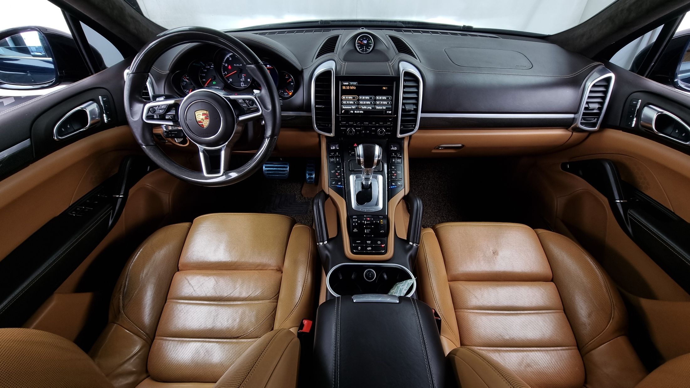 PORSCHE CAYENNE 2015
