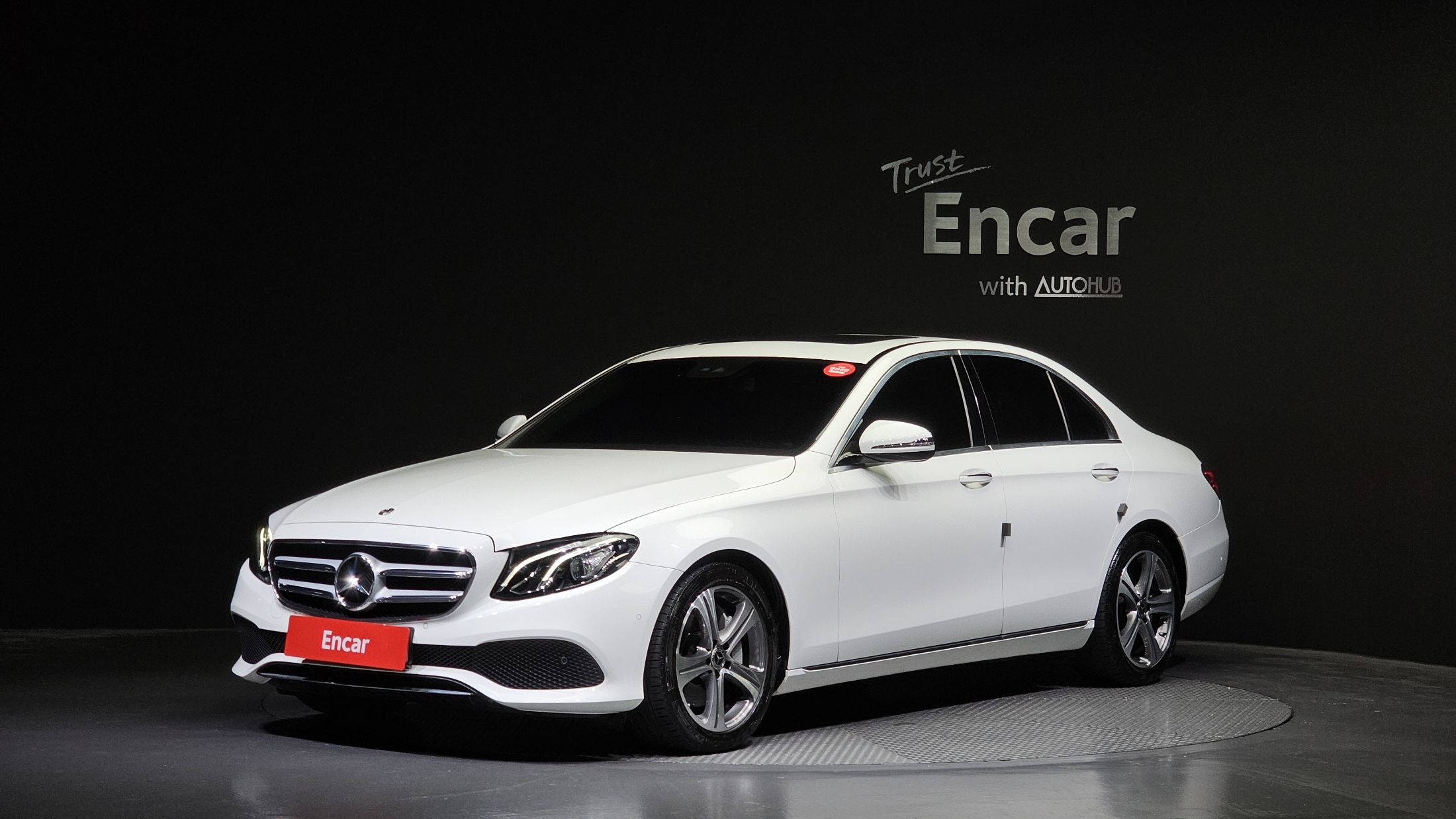 MERCEDES BENZ E-CLASS W213