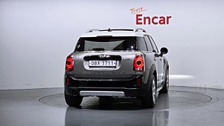 MINI COUNTRYMAN COOPER D 2017