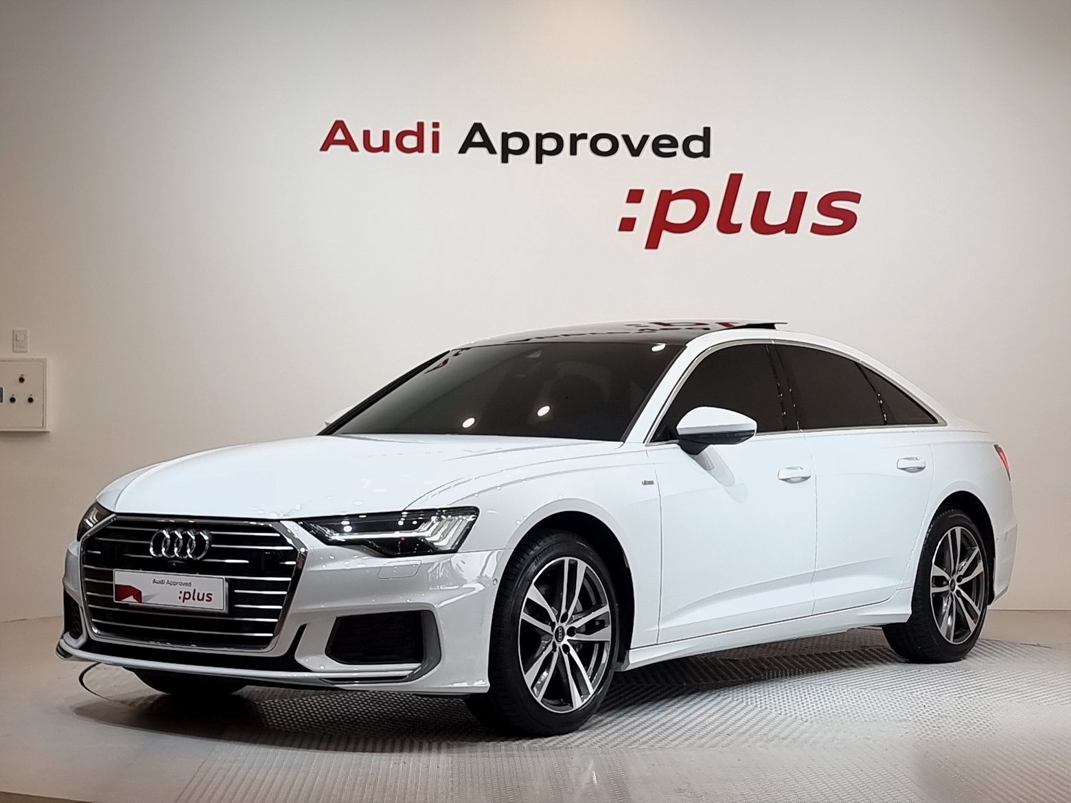AUDI A6 C8 2023