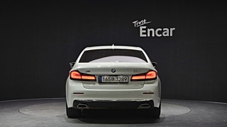 BMW 5-SERIES G30 2023