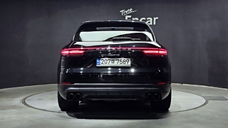 PORSCHE CAYENNE PO536 2022
