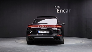 PORSCHE PANAMERA 972 2024