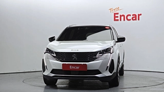 PEUGEOT 5008 2021