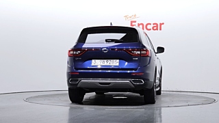 SAMSUNG QM6 2019