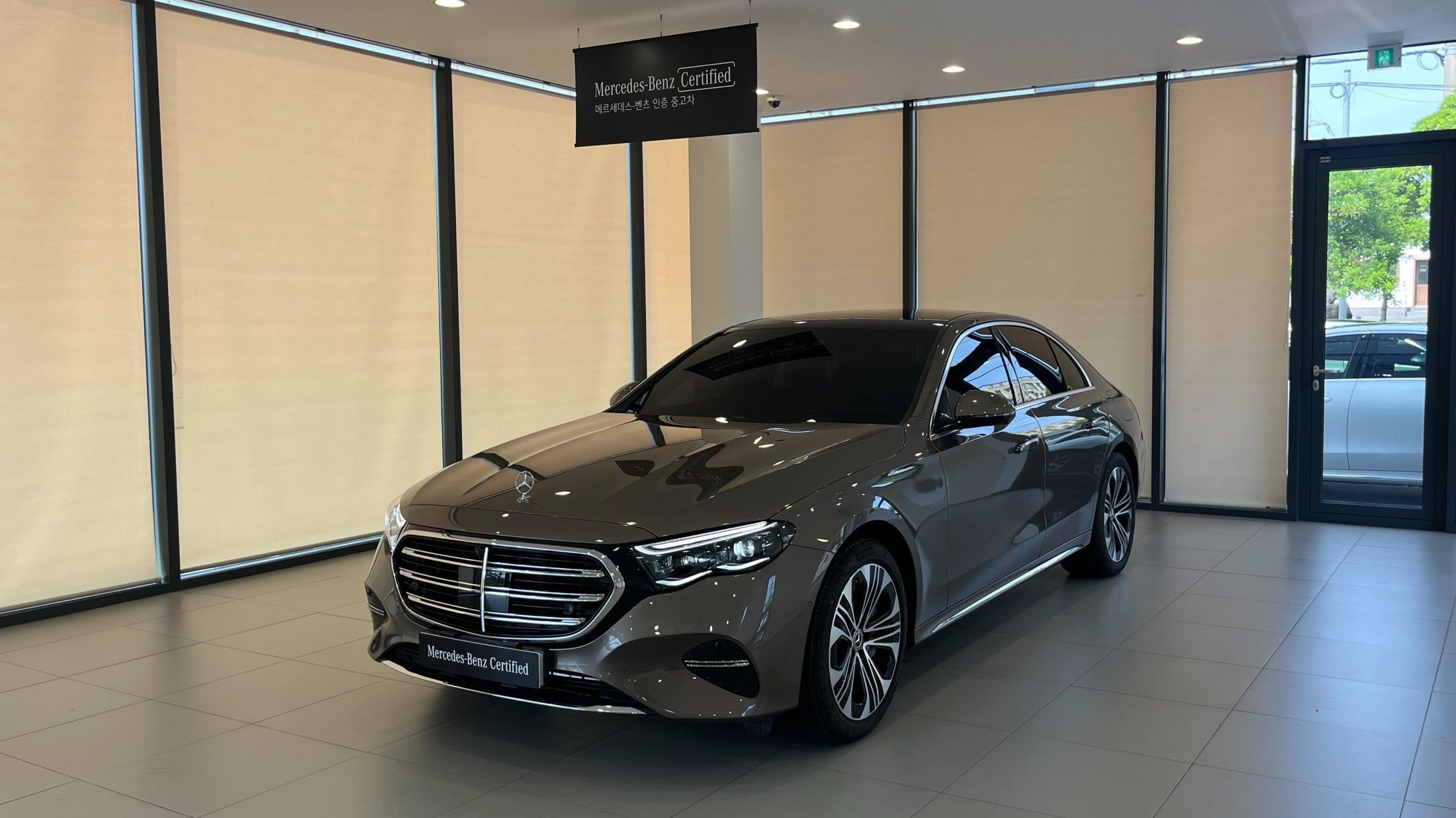 MERCEDES BENZ E-CLASS W214