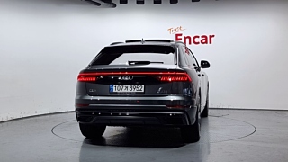 AUDI Q8 4M 2022