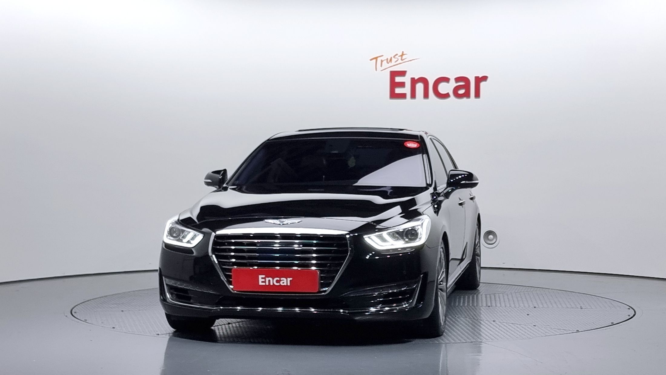 GENESIS EQ900 2016