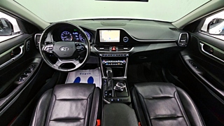 HYUNDAI GRANDEUR IG 2017