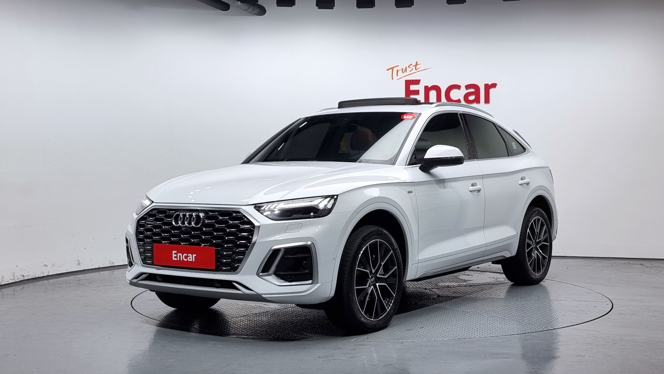 AUDI Q5 FY 2022