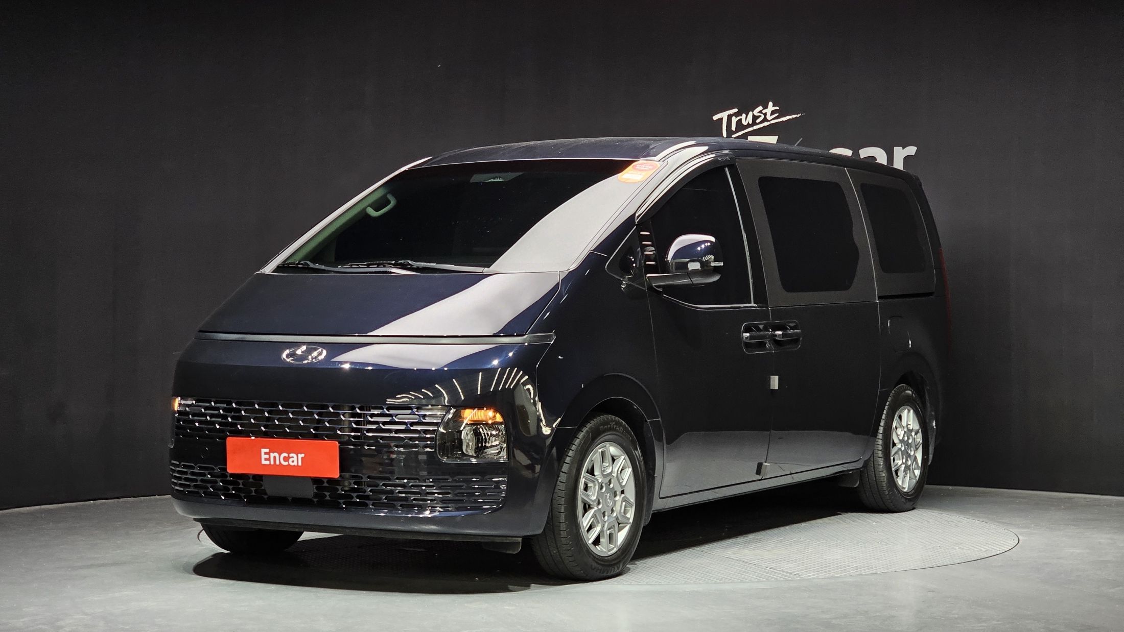 HYUNDAI STARIA 2023