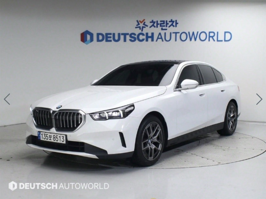 BMW 5-SERIES G60