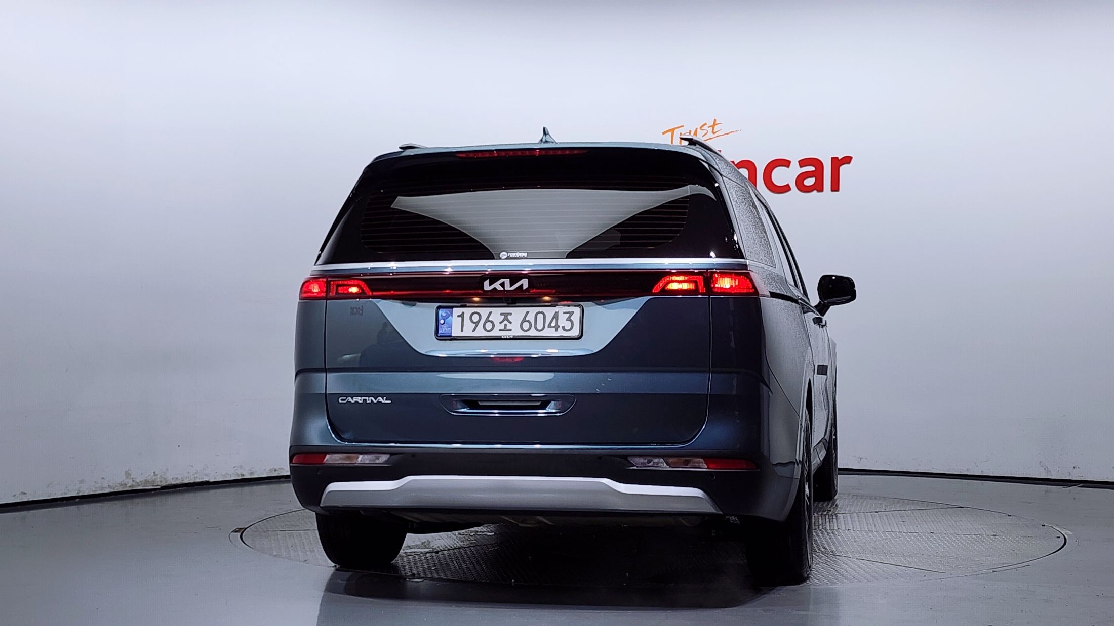 KIA CARNIVAL 2022