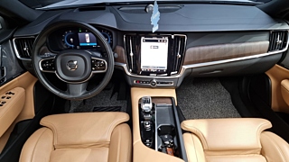 VOLVO S90 2022