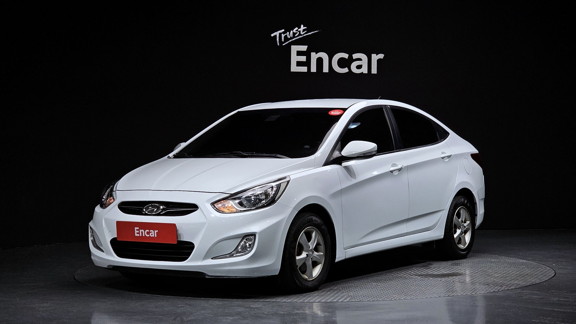 HYUNDAI ACCENT NEW