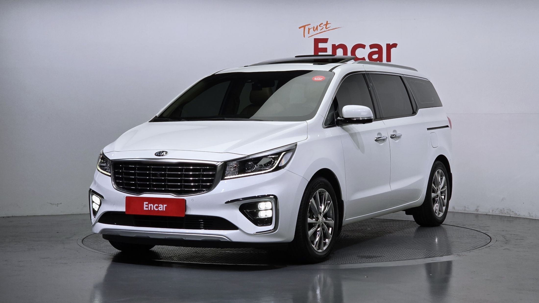 KIA CARNIVAL 2018