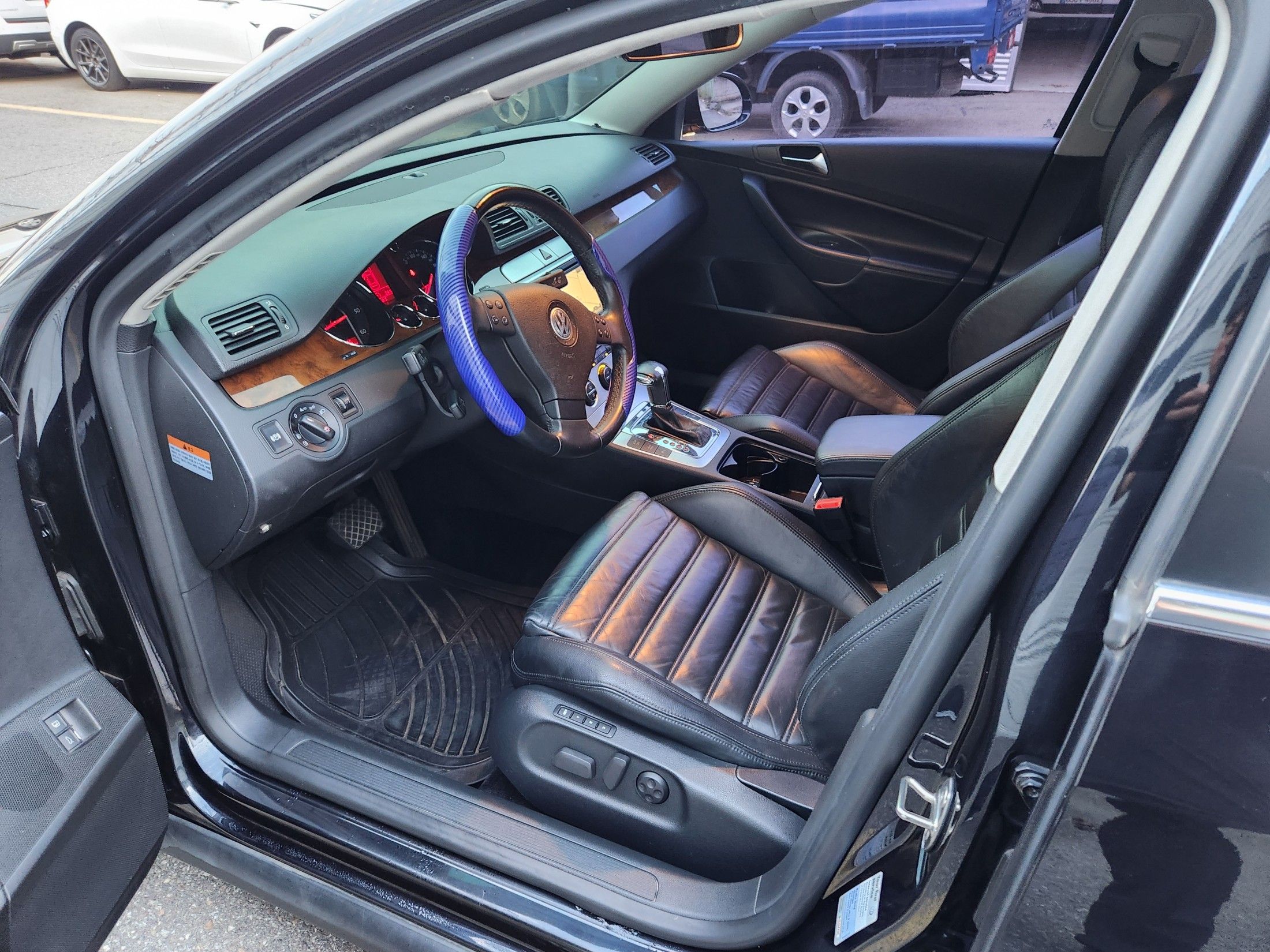 VOLKSWAGEN PASSAT 2008