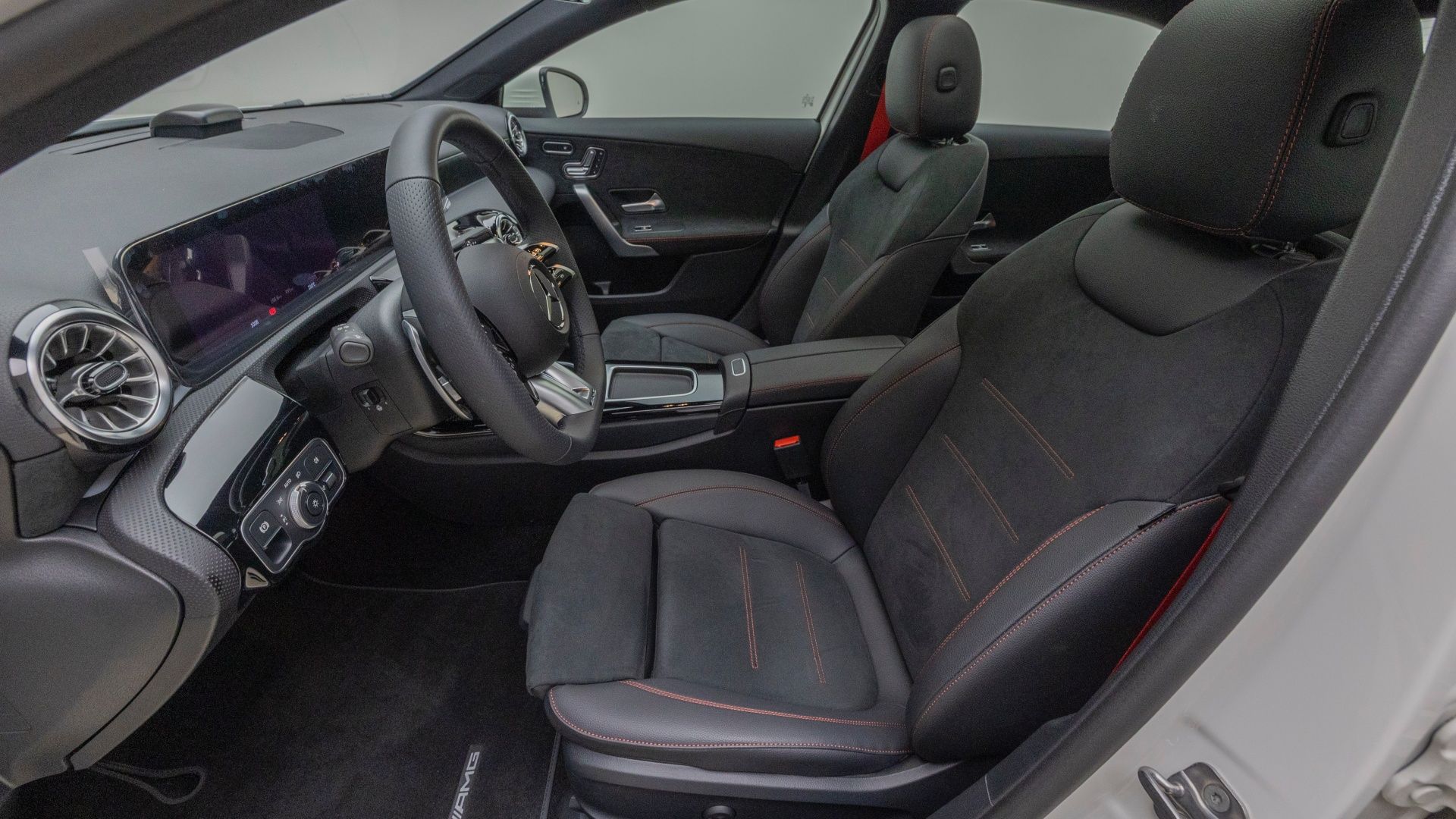 MERCEDES BENZ A-CLASS W177