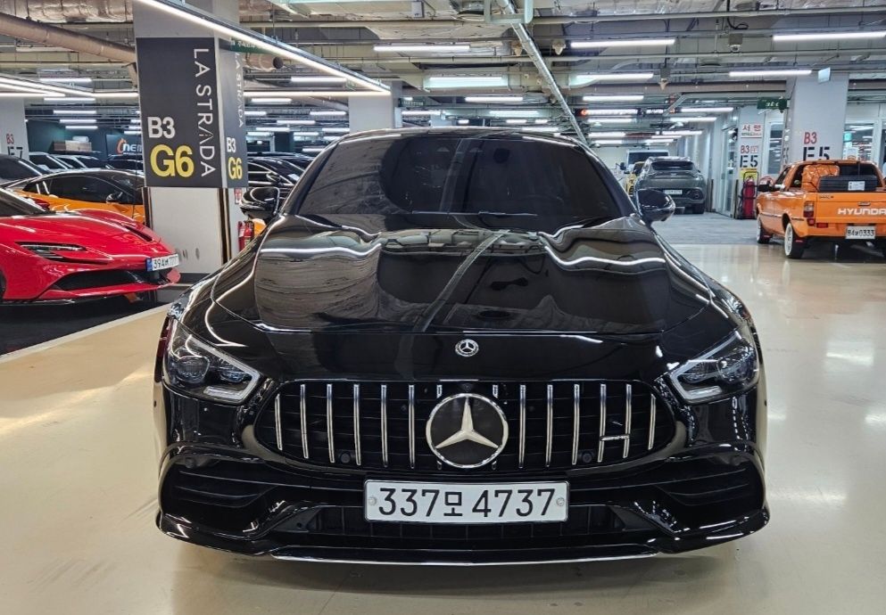 MERCEDES BENZ AMG GT