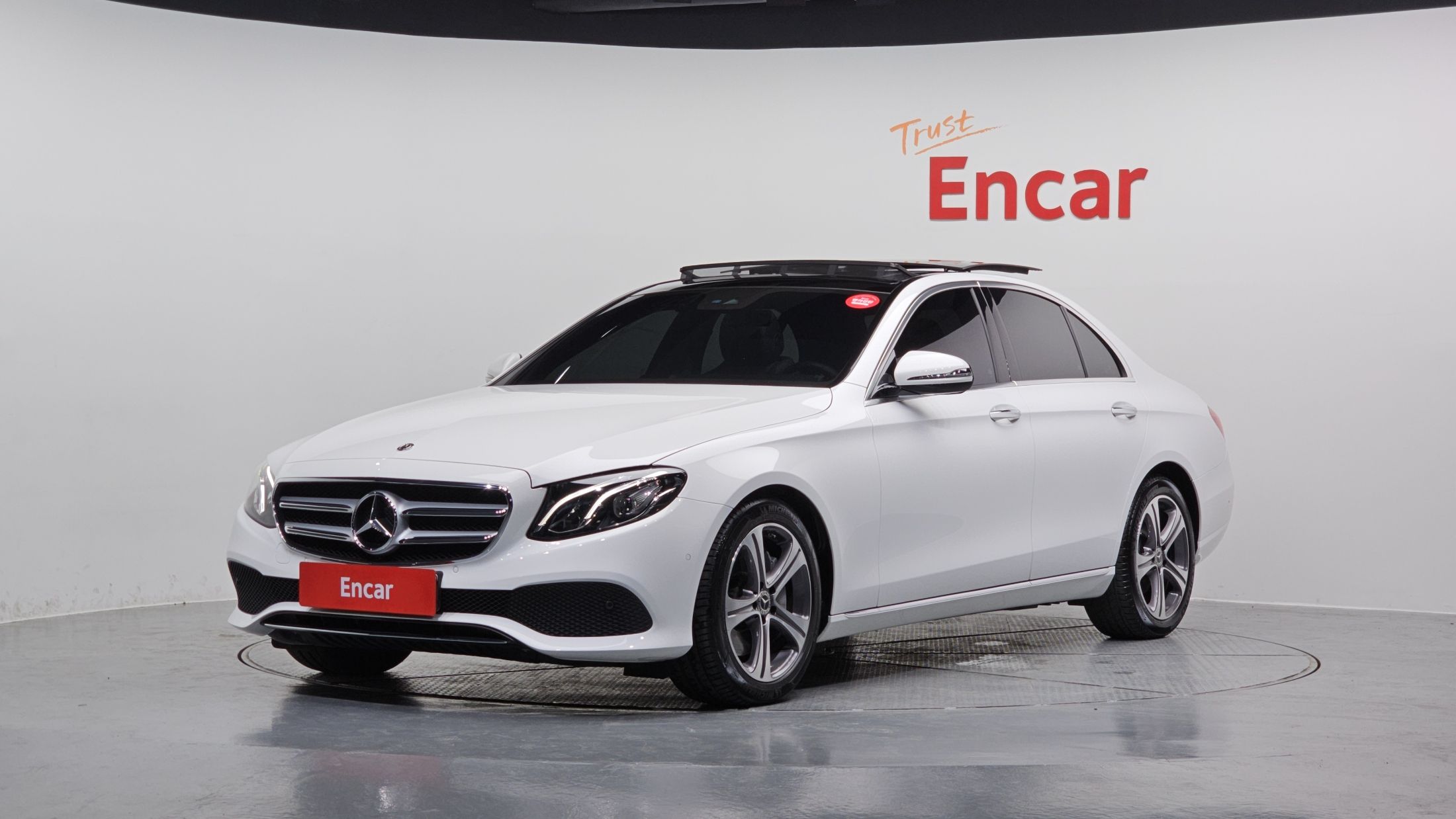MERCEDES BENZ E-CLASS W213