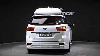 KIA CARNIVAL 2018
