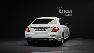 MERCEDES BENZ E-CLASS W213 2018