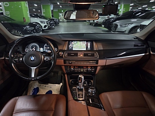 BMW 5-SERIES F10 2016