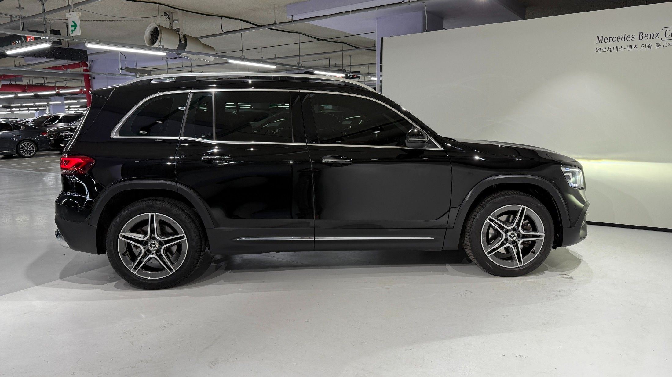 MERCEDES BENZ GLB-CLASS X247 2023