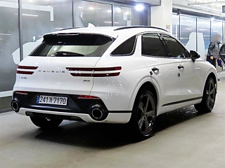 GENESIS GV70 2022