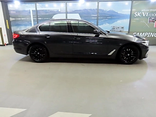 BMW 5-SERIES G30 2020