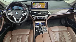 BMW 5-SERIES G30 2020