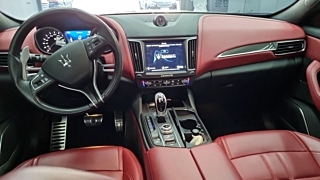 MASERATI LEVANTE 2018