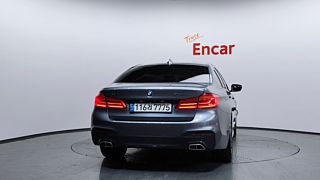 BMW 5-SERIES G30 2017