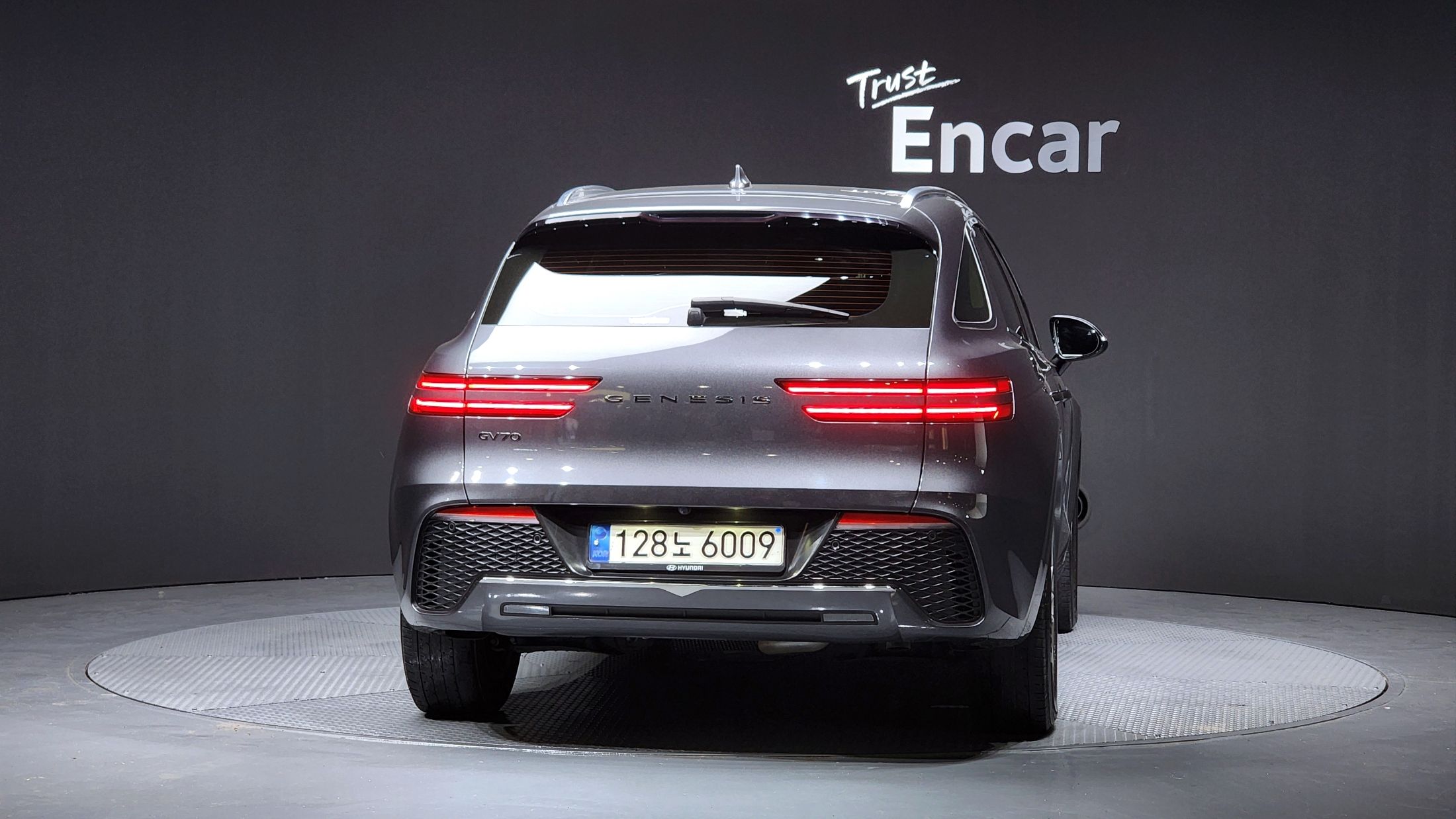 GENESIS GV70 2021