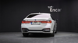 BMW 7-SERIES G11 2021