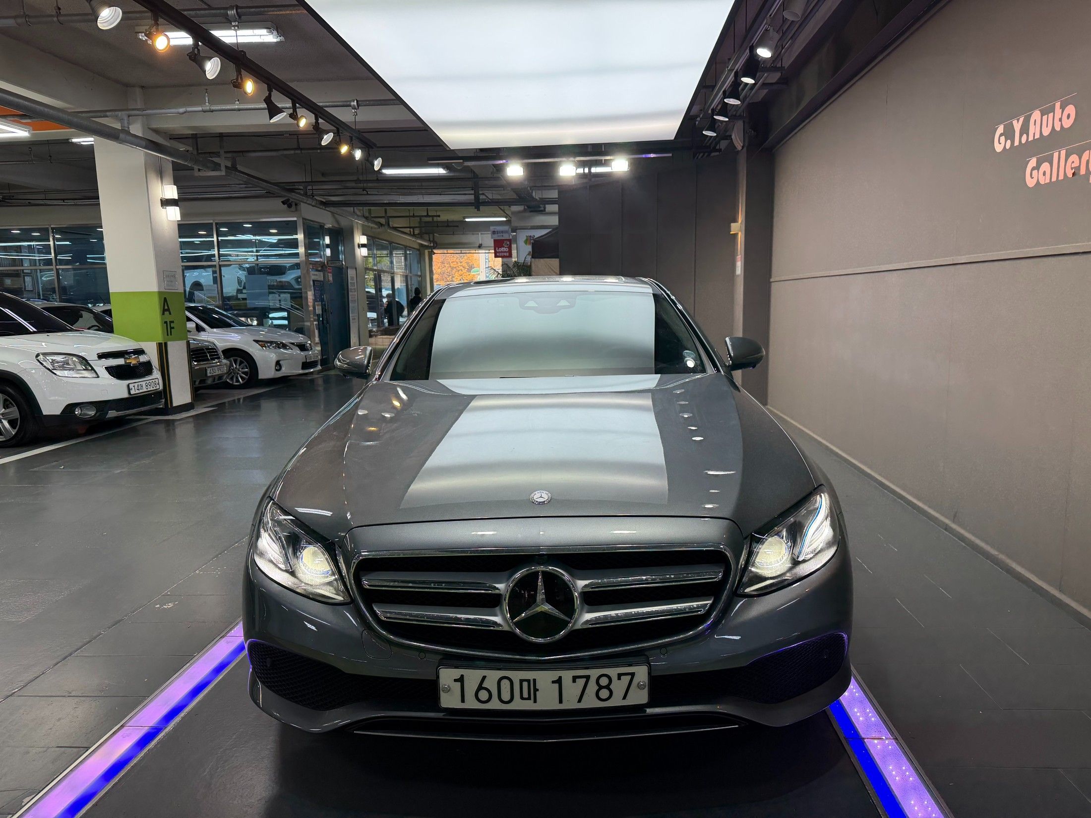 MERCEDES BENZ E-CLASS W213 2017