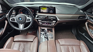BMW 5-SERIES G30 2020