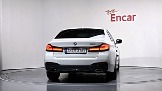 BMW 5-SERIES G30 2023