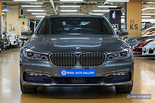 BMW 7-SERIES G11 2016