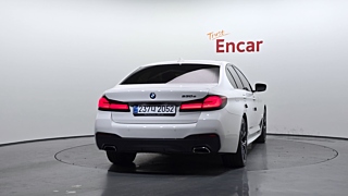 BMW 5-SERIES G30 2021