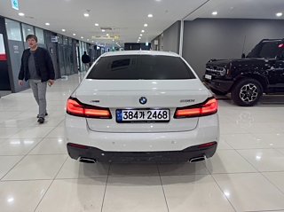 BMW 5-SERIES G30 2022