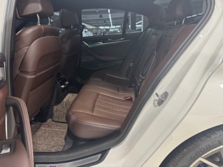 BMW 5-SERIES G30 2022