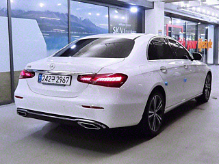 MERCEDES BENZ E-CLASS W213 2020