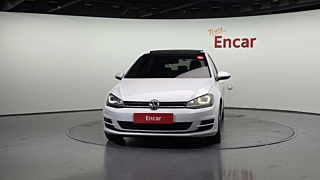 VOLKSWAGEN GOLF 2015