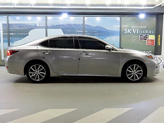 LEXUS ES300H 2016